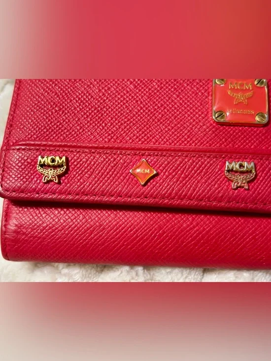 MCM Hot Pink Continental Trifold Wallet - Picture 3 of 15